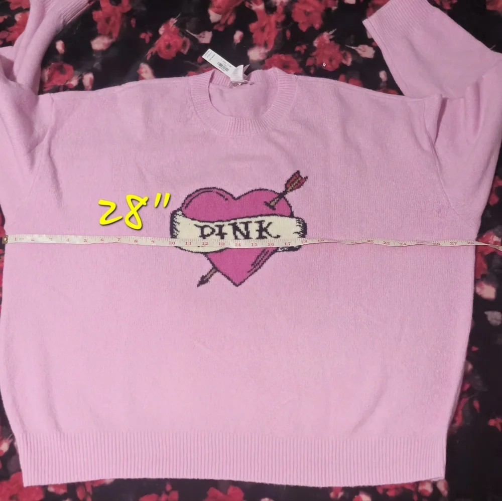 PINK VS Campus Knit Heart Sweater Size Large NWT - Picture 7 of 12